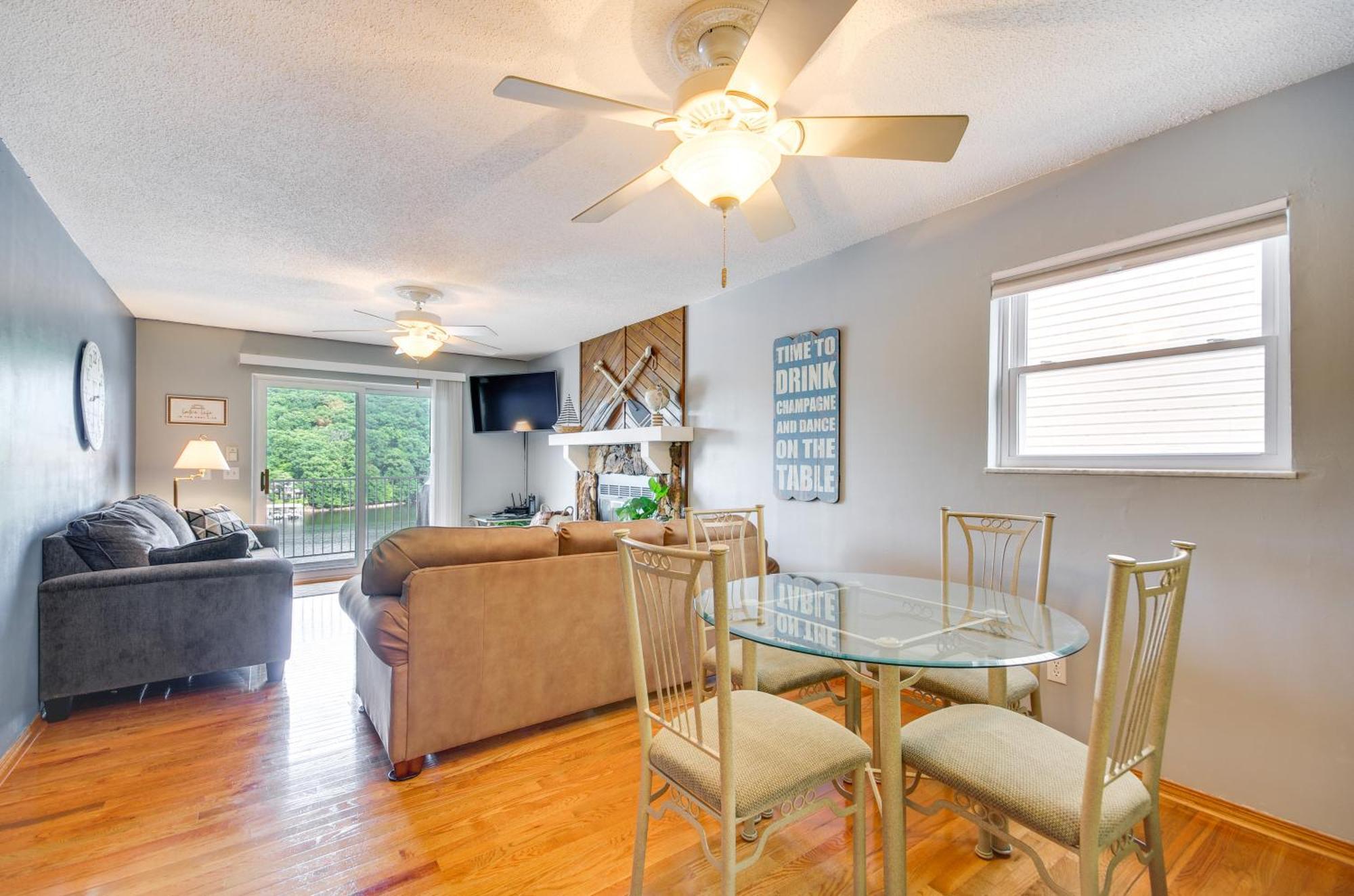 Cozy Lake Ozark Condo Rental With Grill, Pool Access Kültér fotó